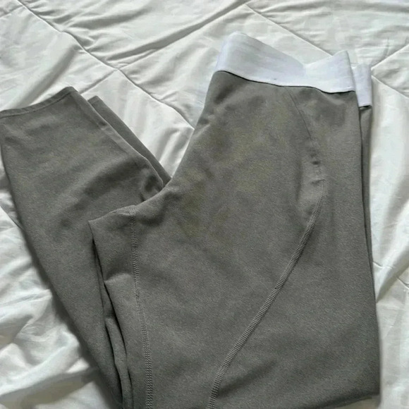 Good American Womens Size 5 (XXL)Heather Gray  Icon Core Legging - Picture 7 of 7